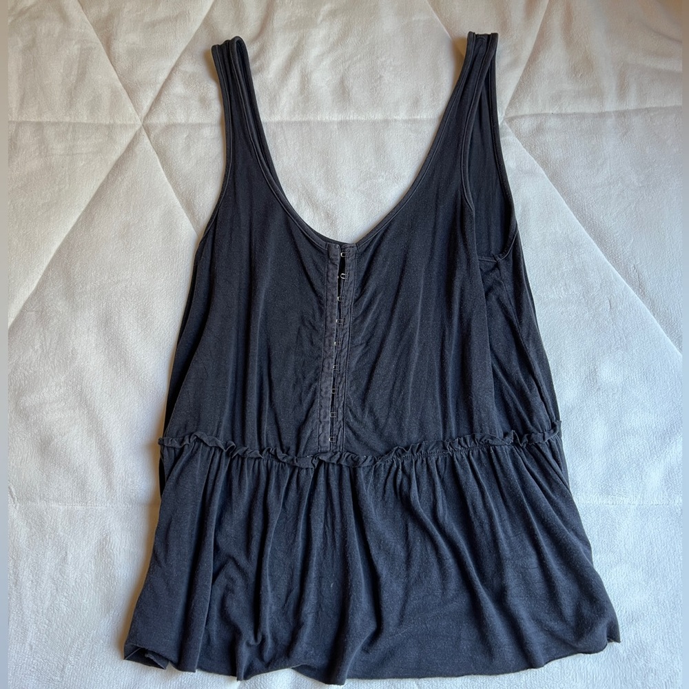 Grey American eagle tank
